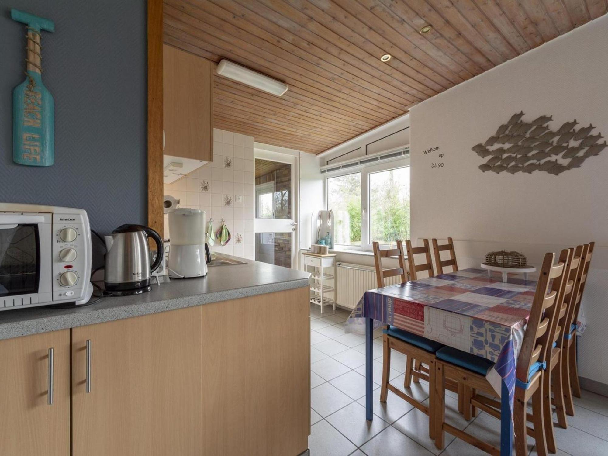 Stylish Beachside Bungalow With Patio Sint Maartensvlotbrug Eksteriør billede