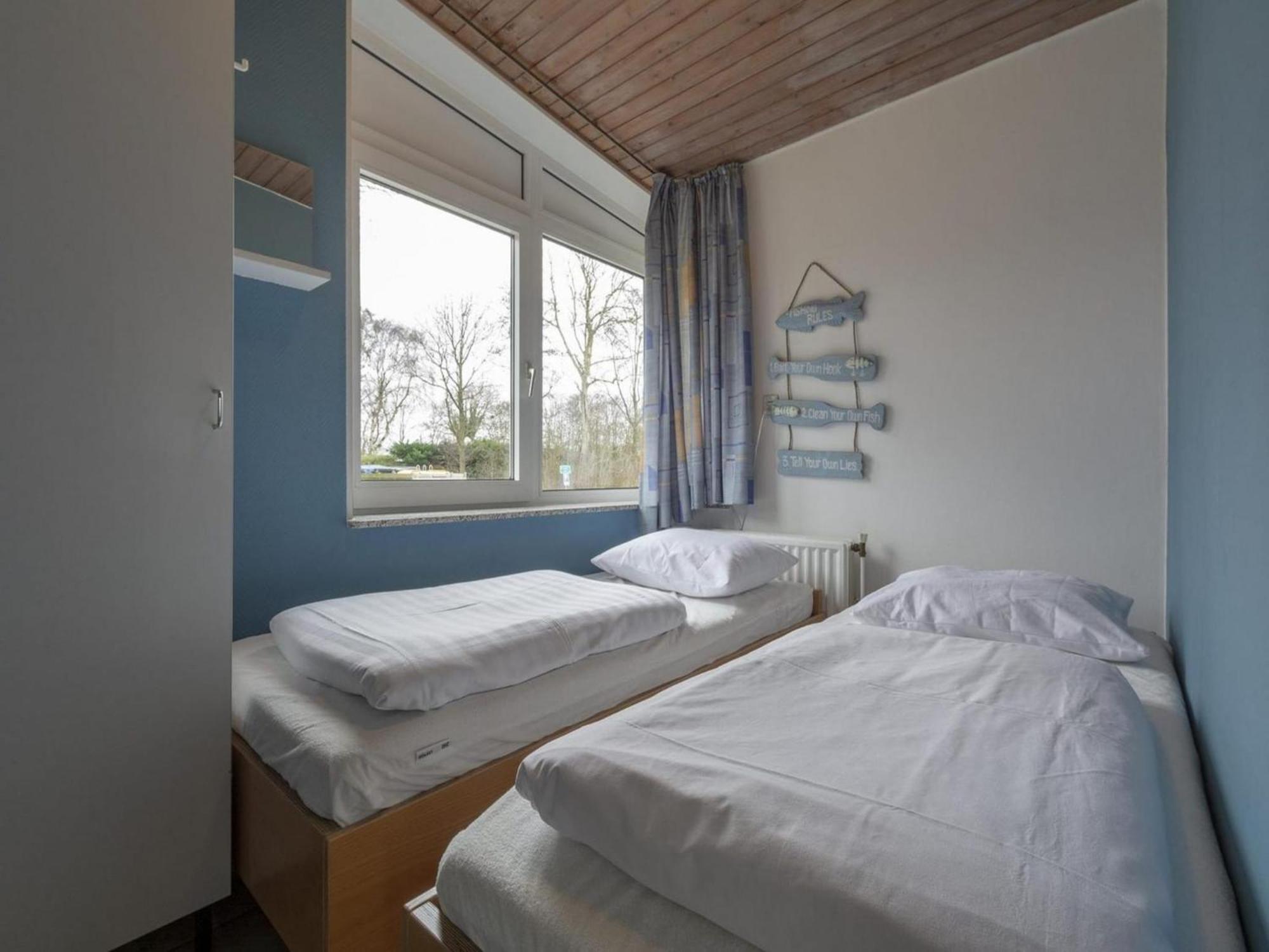 Stylish Beachside Bungalow With Patio Sint Maartensvlotbrug Eksteriør billede